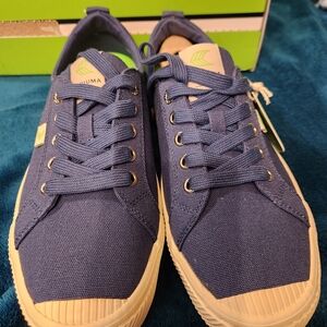 Cariuma Blue Canvas Sneakers Women's Multi Sizes